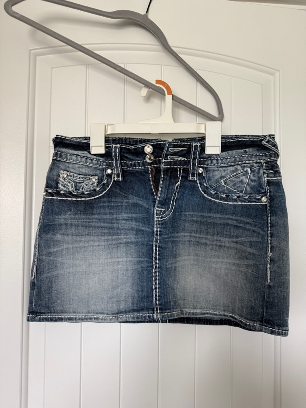 VIGOSS Dark Wash Denim Mini Skirt with jewels -